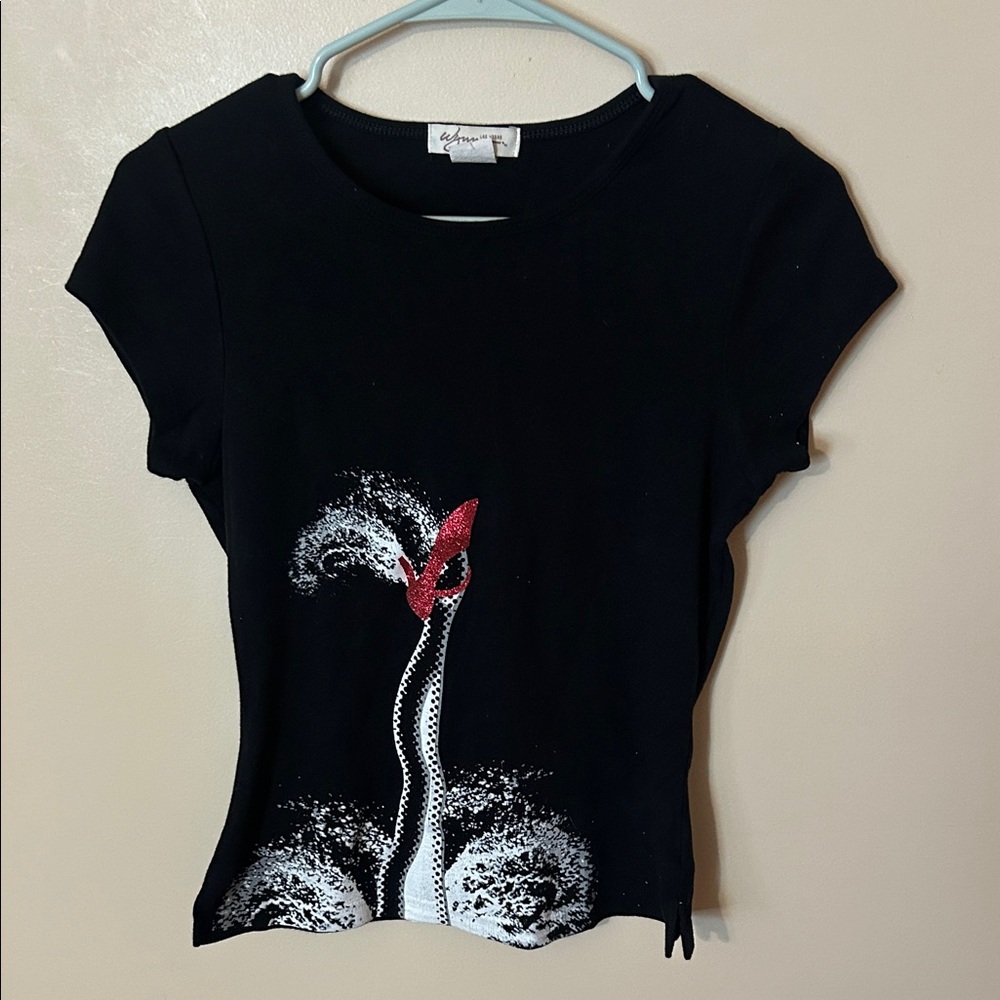Wynn Las Vegas Le Reve Black and Red Graphic Short Sleeve Top s